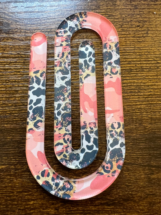 Black/Pink Leopard Jumbo Paperclip